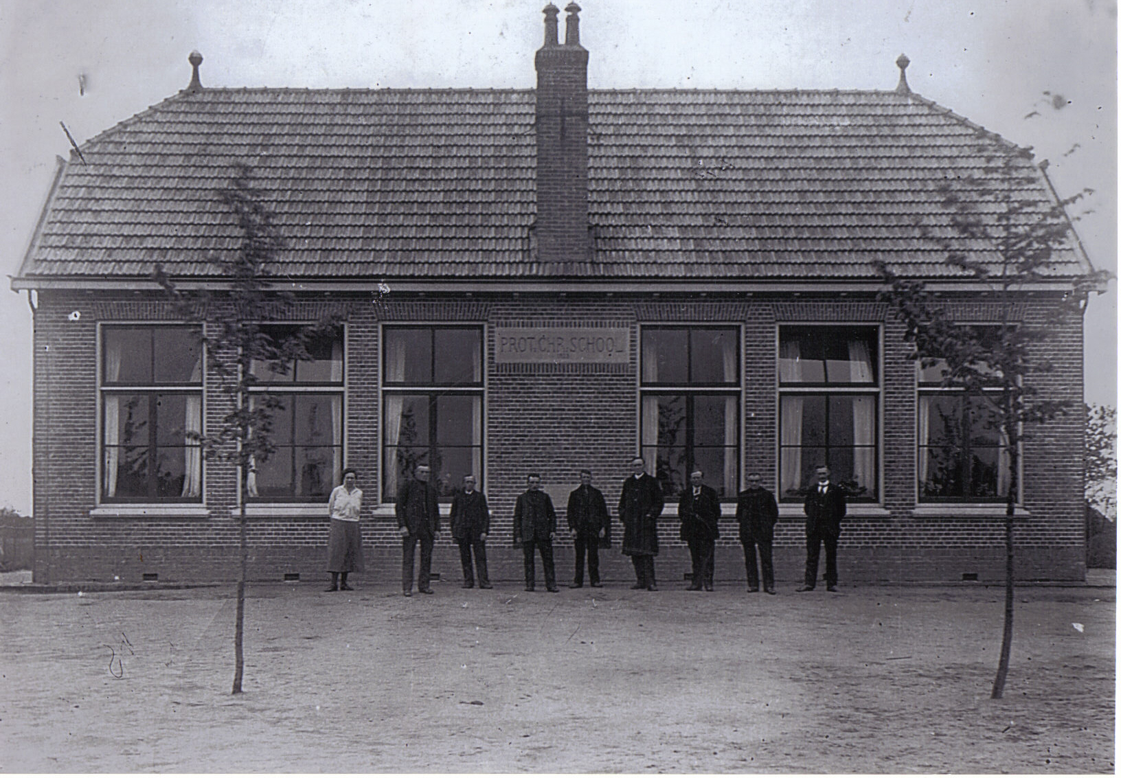 Schoolbestuur en personeel voor school 1923